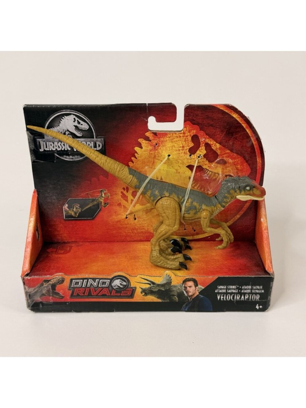 Jurassic World Dino Rivals Savage Strike Velociraptor (Yellow) Mattel NEW